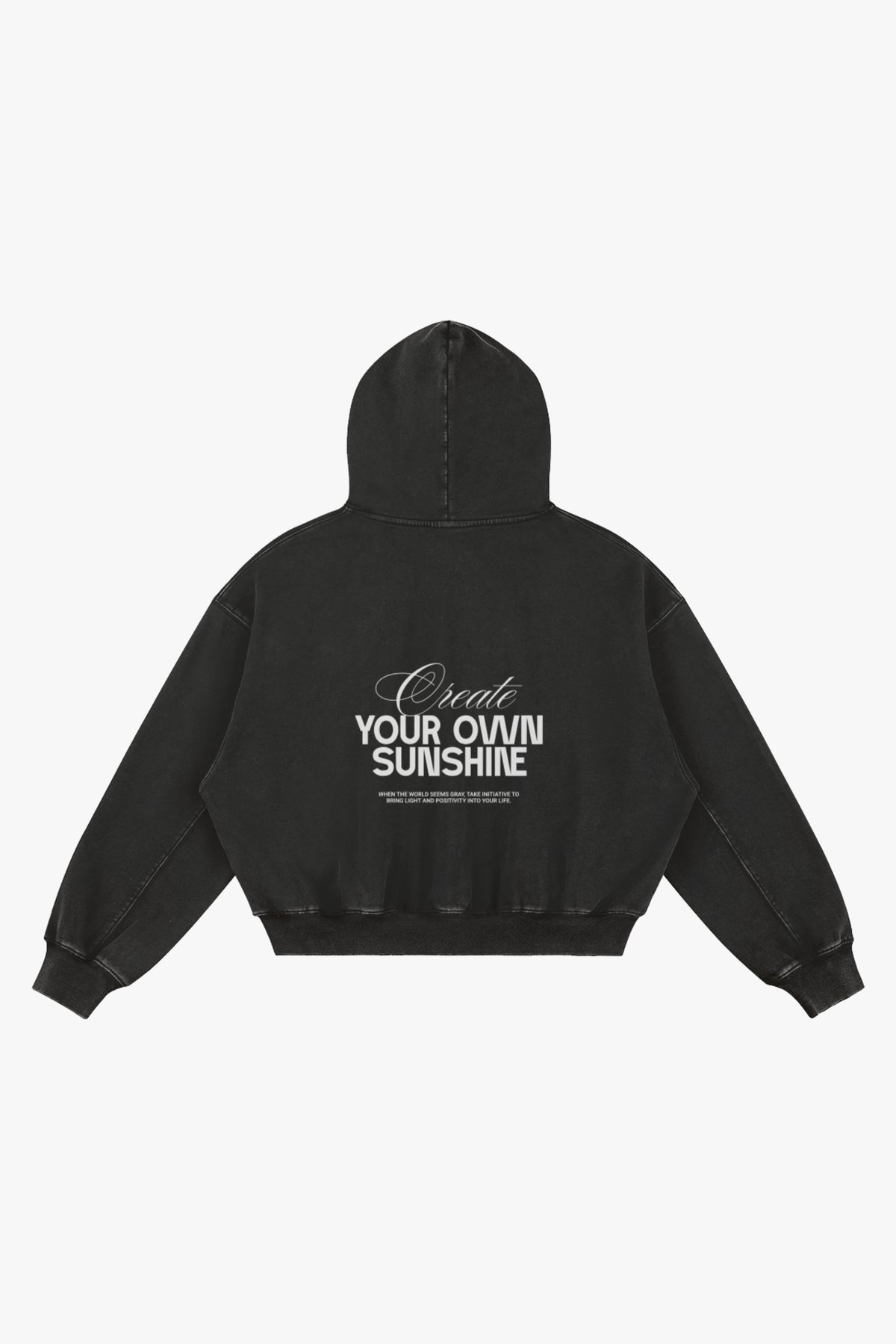 sudadera negra con el diseño "Create your own sunshine" en purpurina blanca