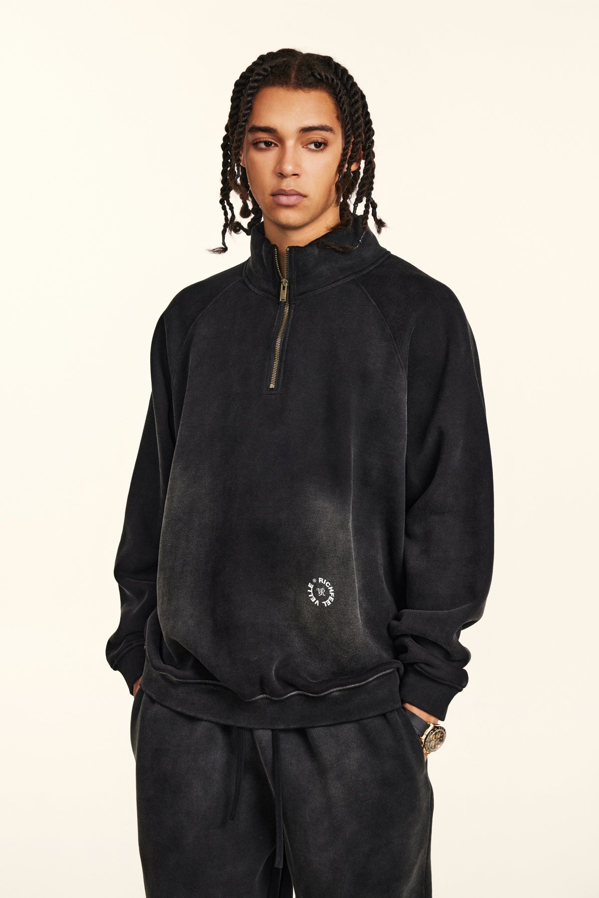 Sweatshirt Unissexo Com Meio Zíper e Gola Alta