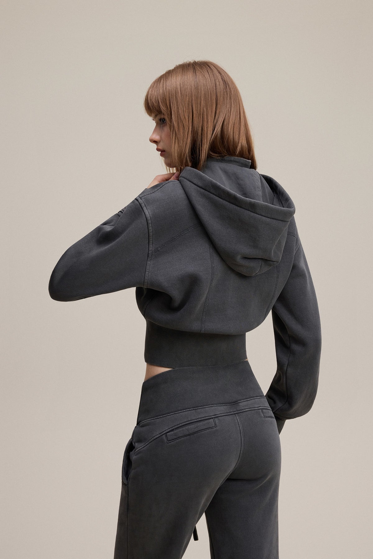 400GSM Women's Slim-Fit Pigment-Wash Zip-Up Hoodie with Detachable Hood Dark gray